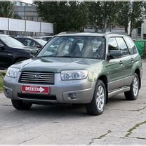 Subaru Forester 2.0 AT, 2006, 129 000� км, с пробегом, цена 1 370 000 руб.