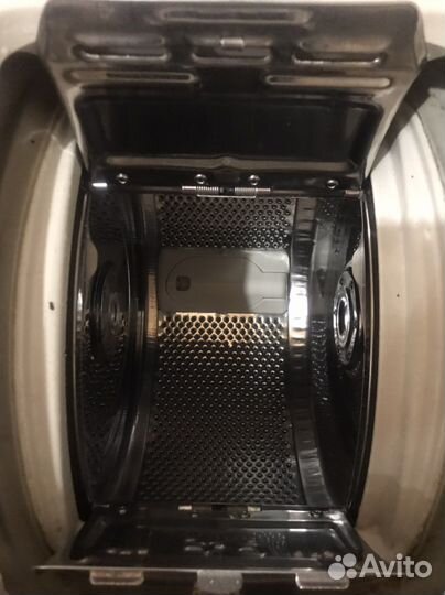 Стиральная машина с вертикальной загрузкой