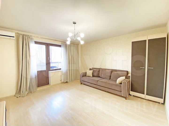 2-к. квартира, 60 м², 23/25 эт.