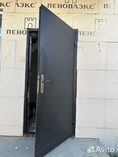 Дверь металлическая бу