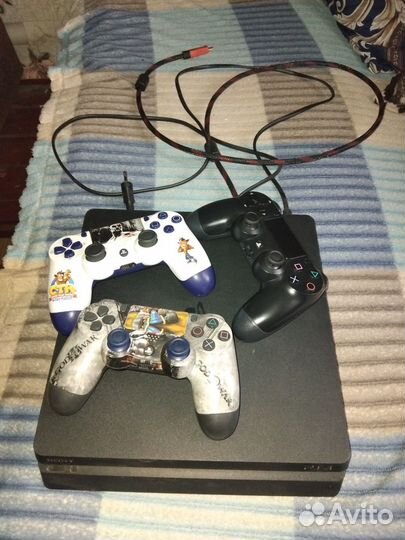 Sony playstation 4 slim
