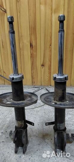 Продам стойки