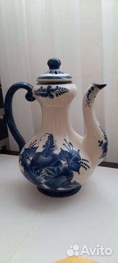 Чайник гжель