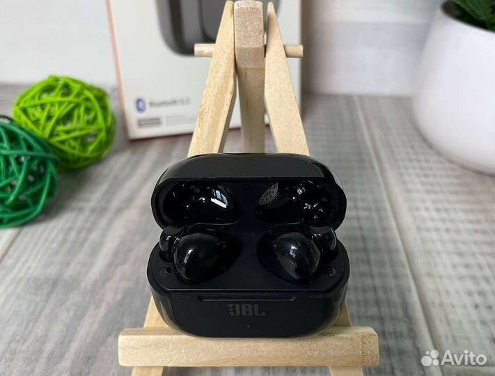 Беспроводные наушники jbl tune buds18