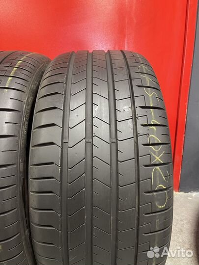 Pirelli P Zero PZ4 275/40 R20