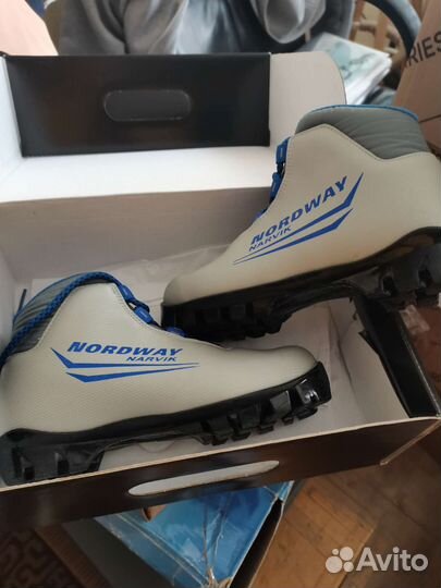 Лыжные ботинки детские