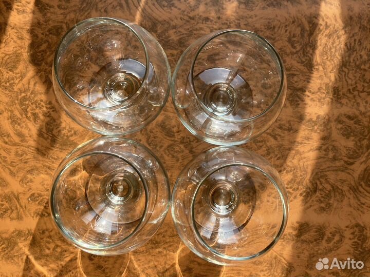 Коньячные бокалы