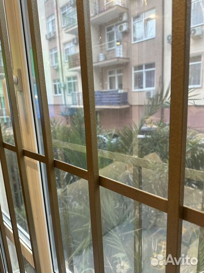 Решетки на окна и жалюзи