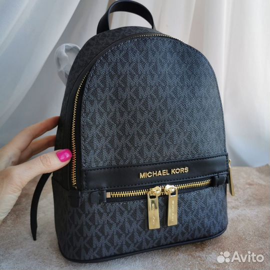 Рюкзаки Michael Kors