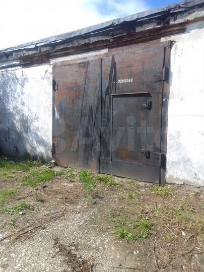 Гараж, > 30 м²