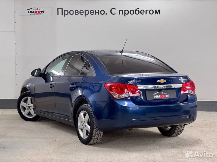 Chevrolet Cruze 1.6 МТ, 2011, 181 000 км