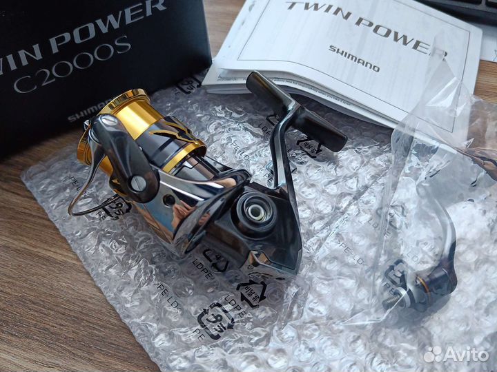 Shimano 20 Twin Power C2000S