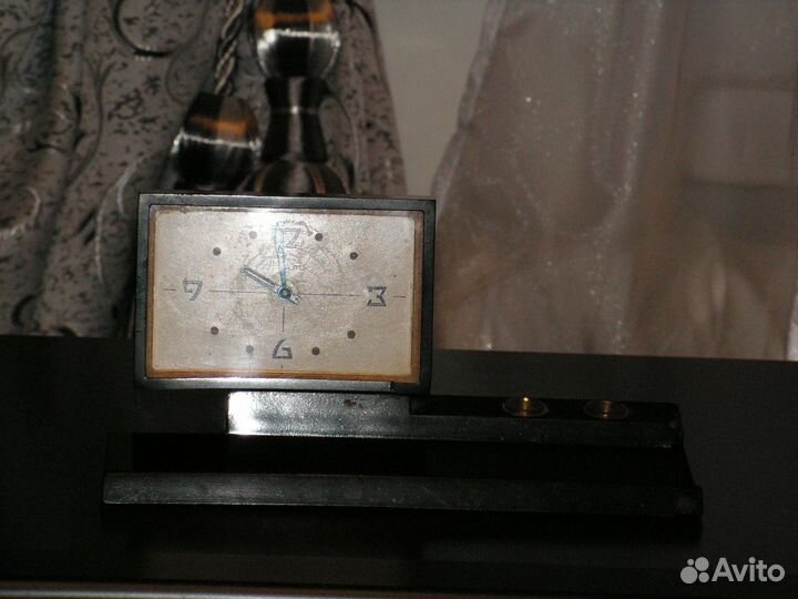 Часы настольные агат