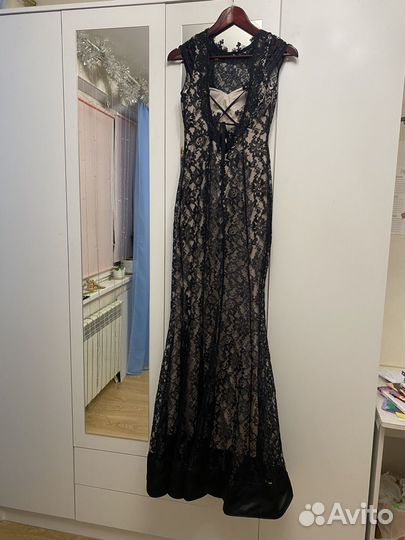 Вечернее платье