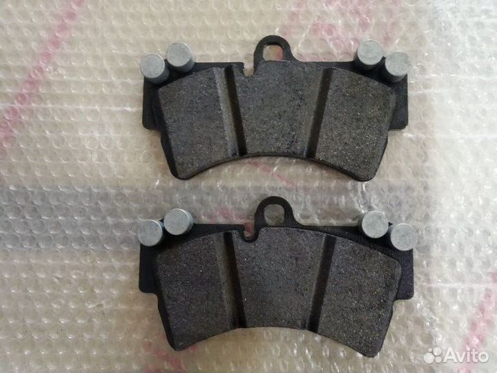 Тормозные колодки переднее Porsche Cayenne 955