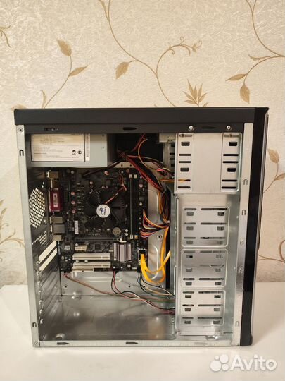 Офисный пк Core i3,4Gb, SSD240