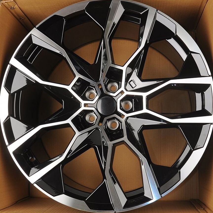 Литые диски BMW 9.5×R22 5×112
