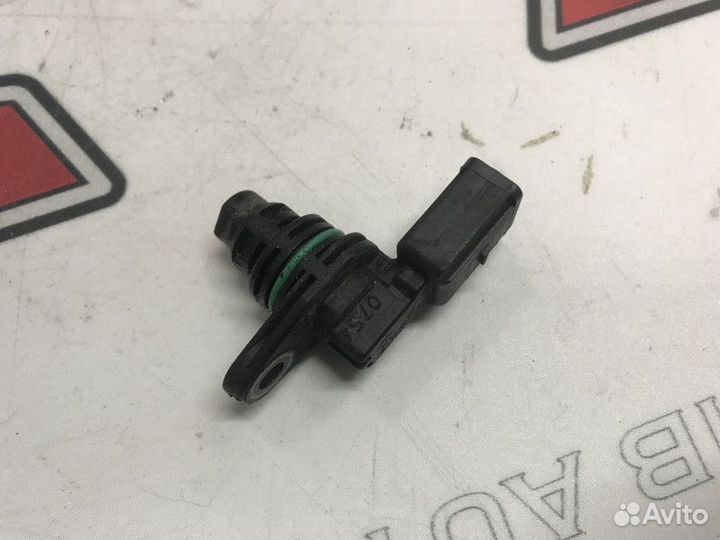 Датчик распредвала Шкода Октавия А5