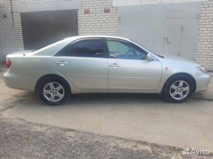 Toyota Camry 2.4 МТ, 2004, 295 000 км