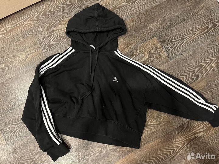 Одежда женская 46