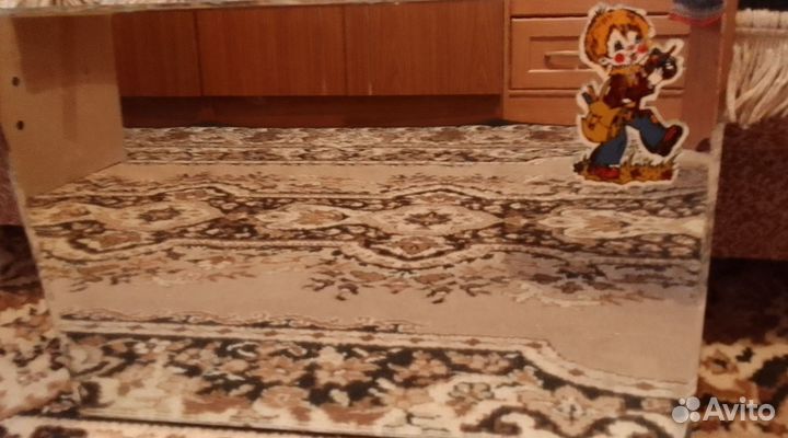 Зеркало на дачу или в ванную комнату