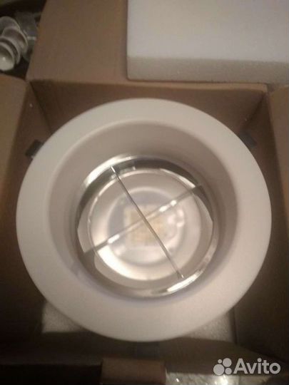 Светильники потолочные светодиодные.хороший торг