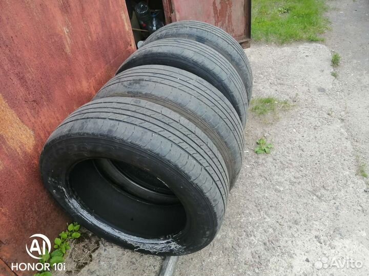 Roadstone Classe Premiere CP672 225/60 R18