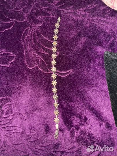 Серебряный браслет с камнями