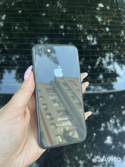 Телефон iPhone 8 256 гб