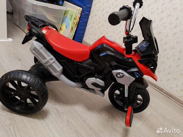 Детский мотоцикл педальный