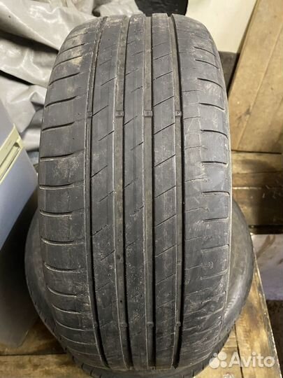 Goodyear EfficientGrip 205/55 R16