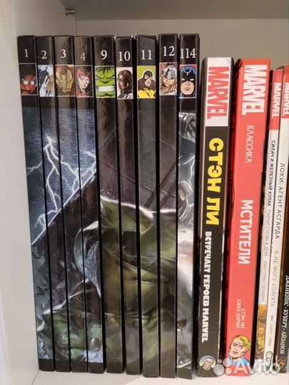 Marvel книги и фигурки