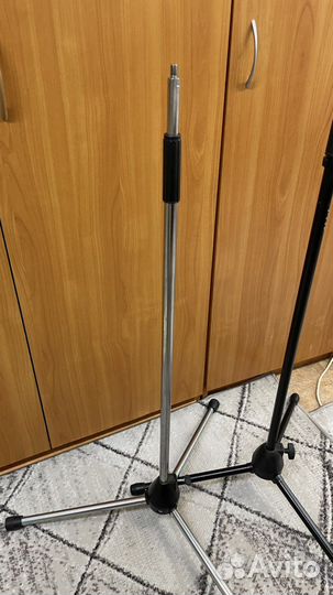 Микрофонная стойка прямая