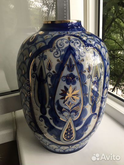 Большая фарфоровая ваза винтаж СССР