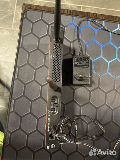 Роутер mikrotik RB2011uias-2HND-IN