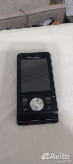 Sony Ericsson W595