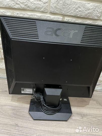 Монитор Acer 19 v 193