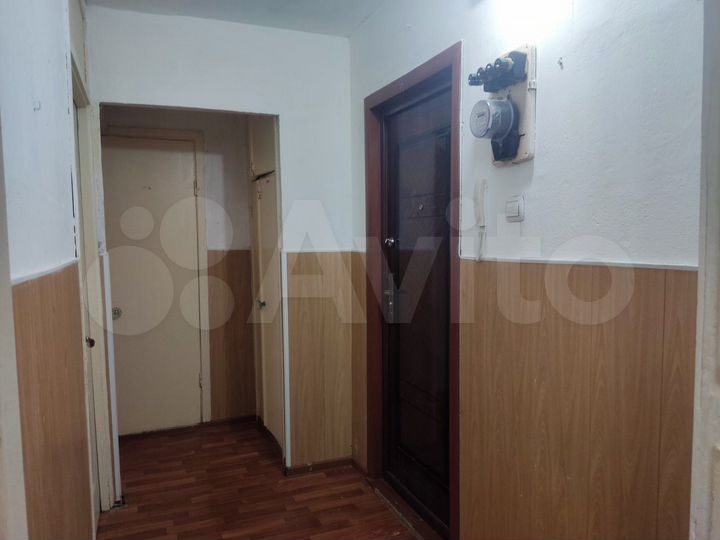 3-к. квартира, 52 м², 1/9 эт.