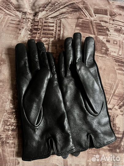 Перчатки женские кожаные