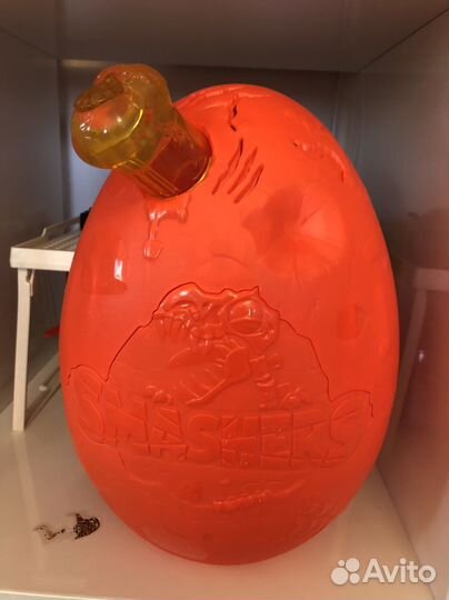 Большое яйцо динозавра с динозавром конструктором