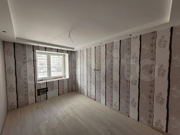 3-к. квартира, 110 м², 1/10 эт.