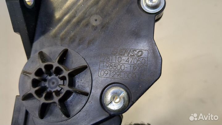 Педаль газа Toyota Prius, 2016