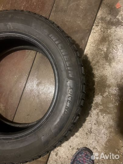 Michelin X-Ice North 4 195/60 R15