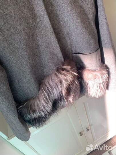 Пальто жакет короткий с чернобуркой Ubyu