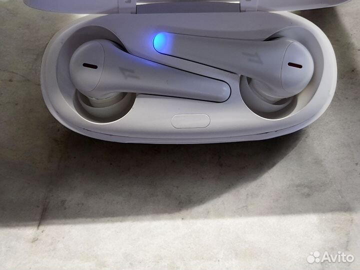 Наушники 1more ComfoBuds Pro