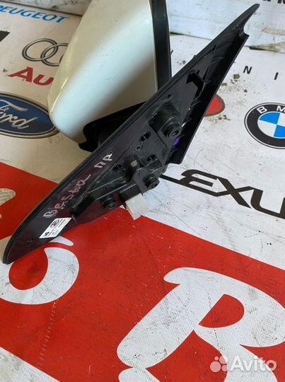 Зеркало электрическое переднее правое Лада Веста