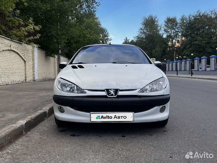 Peugeot 206 1.1 МТ, 2000, 311 000 км