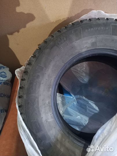 Nexen Winguard Ice 245/70 R16