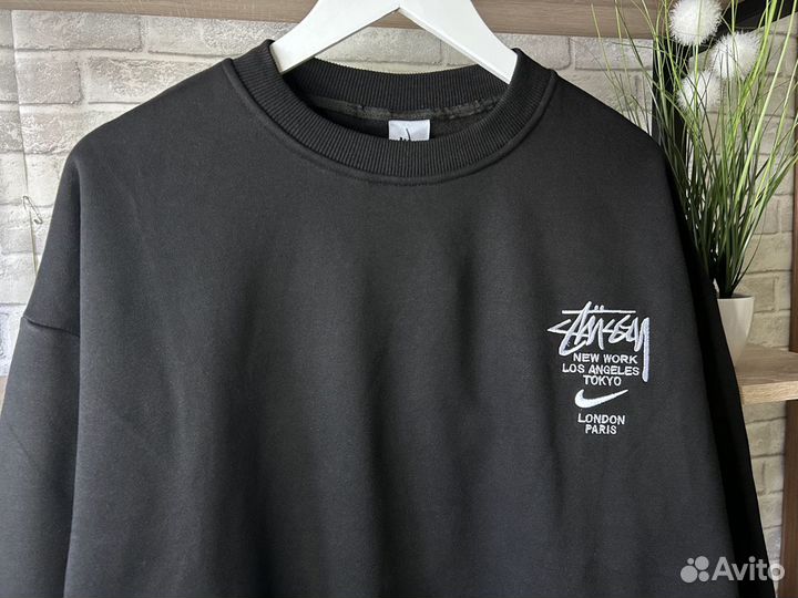 Свитшот Nike Stussy