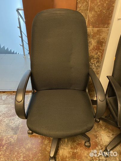 Компьютерное кресло